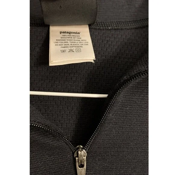 Vintage Y2K Patagonia Capilene Black Quarter Zip Pullover Longsleeve Shirt - L - Picture 4 of 7